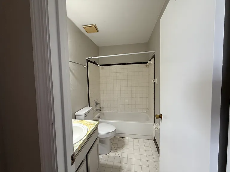 3117 SW 26th Way #3 — Photo 9