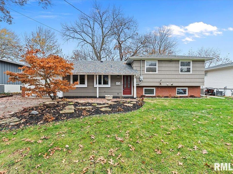 1st image of 1520 Parklane Dr