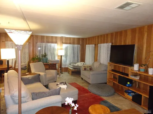 102 Cozy Way, Napa, CA 94558