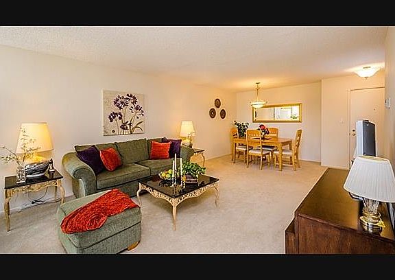 2nd image of 1171 Compass Ln APT 304