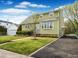 264 4th St, South Amboy, NJ 08879