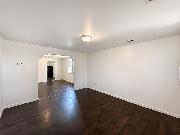 3rd image of 4635 Towle Ave #4635