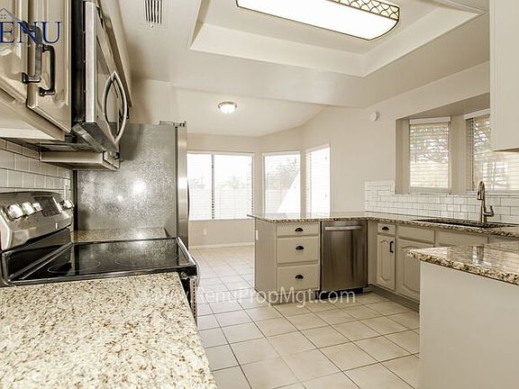 5th image of 8231 W Corrine Dr