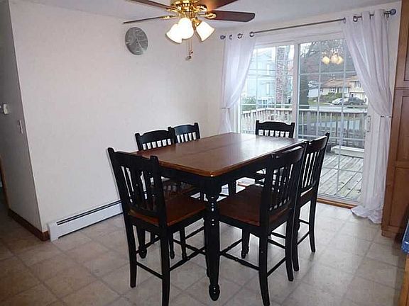 5th image of 71 Stella Dr