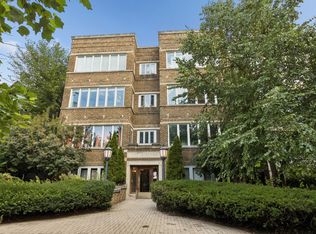 1130 W Morse Ave #2E, Chicago, IL 60626