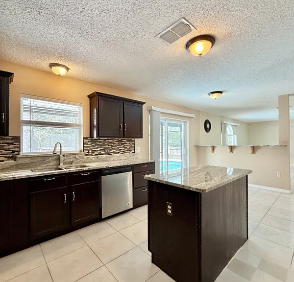 1431 Teal Dr — Photo 9
