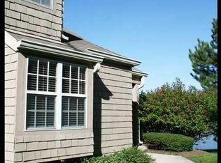 7656 N Harbour Isle, Indianapolis, IN