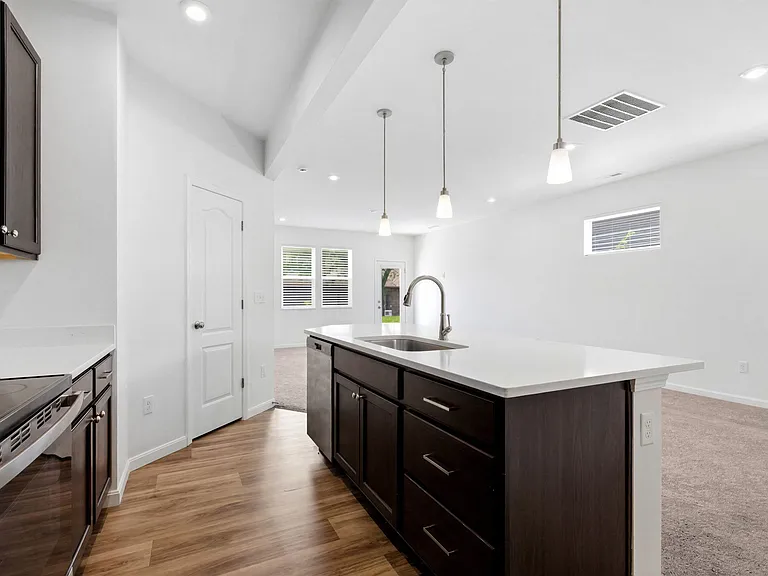 6029 Bluecrest Dr — Photo 22