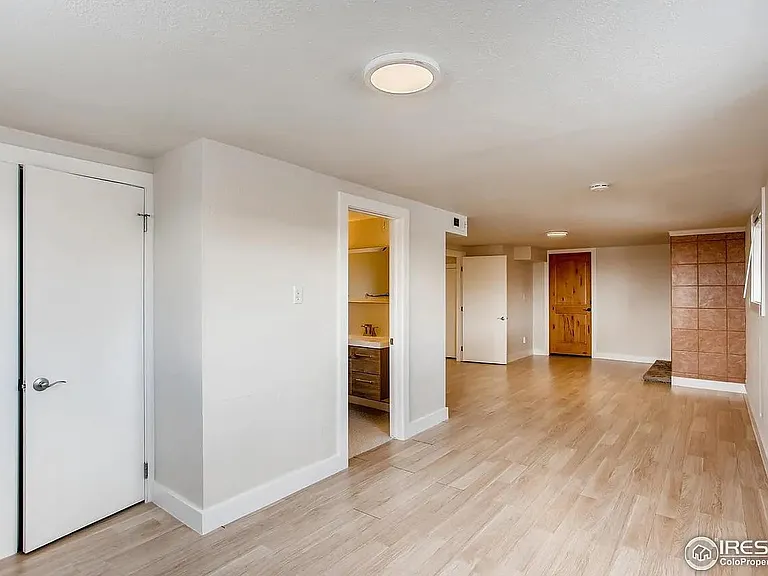 199 Sierra Vista Dr #BASEMENT — Photo 8