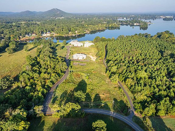 3rd image of Fish Hatchery Rd