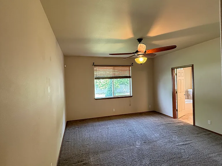 4429 W Lennox Loop — Photo 21