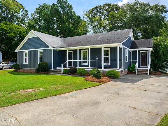 2nd image of 1803 Springdale Lane