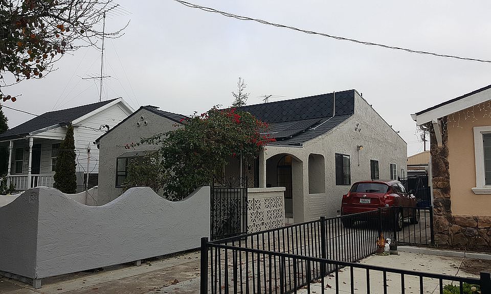1st image of 220 N 26th St