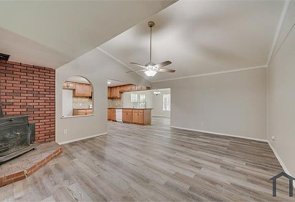 3rd image of 469 Wildbriar Dr #0