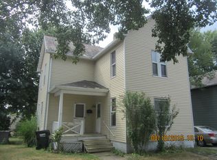 206 W Slingluff Ave, Dover, OH