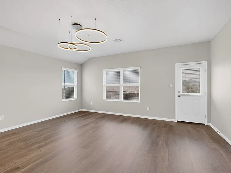 6806 Bale Rdg — Photo 7