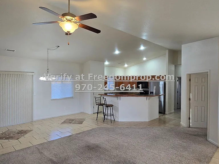1187 Cherrywood Ave — Photo 3