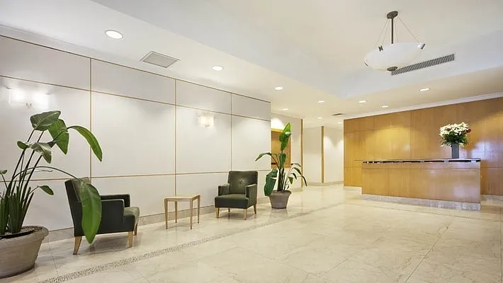 Sold by Manhattan Spaces | media 6