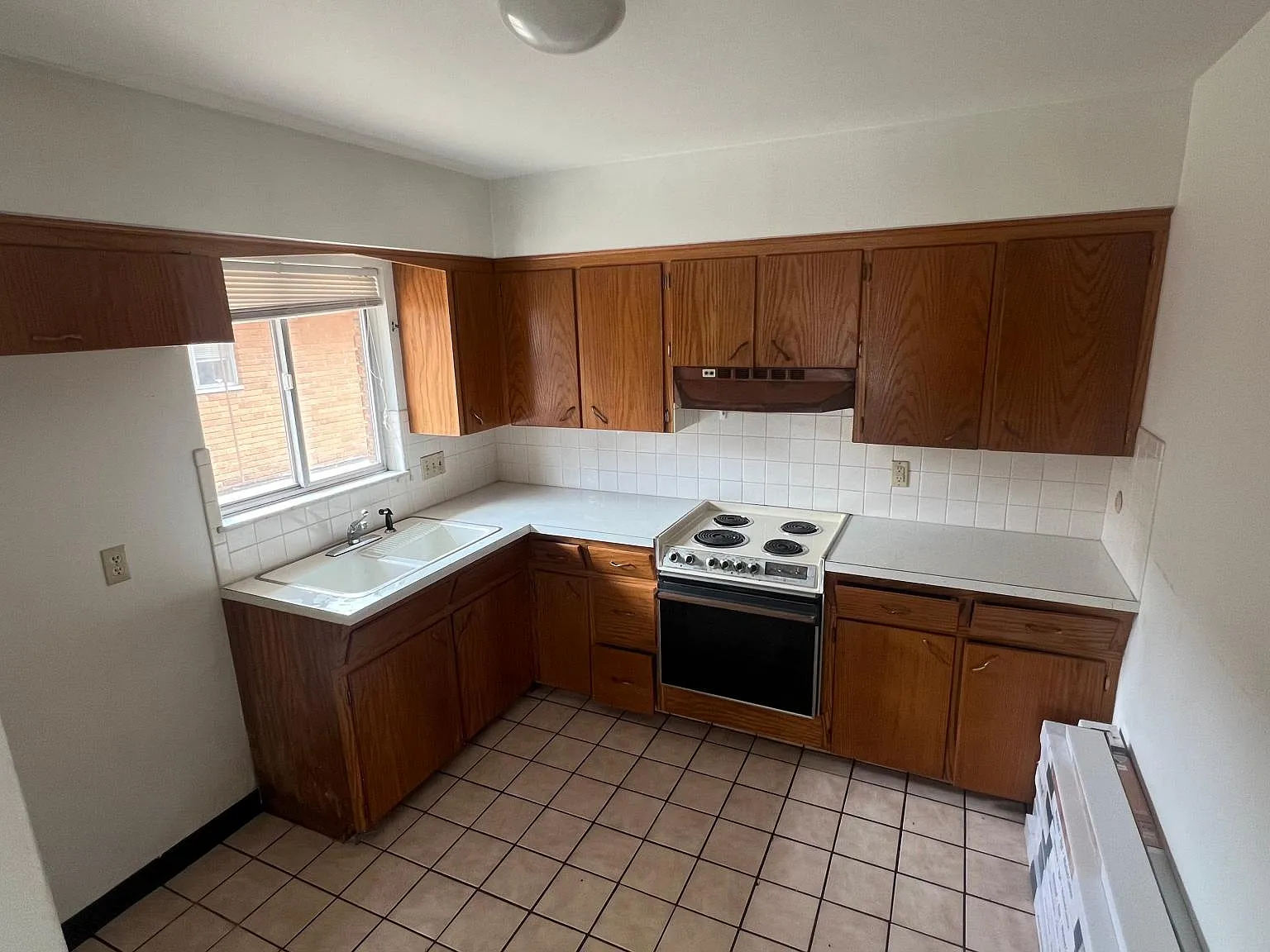 2 bed, $750 — Photo 4