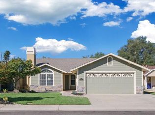 19895 N Cherry St, Lockeford, CA
