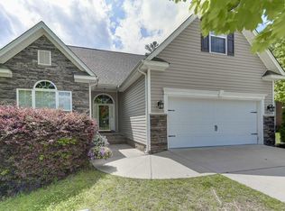 313 Explorer Dr, Chapin, SC 29036