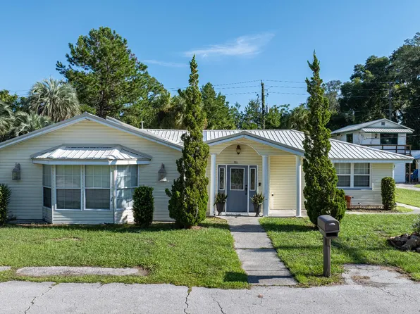 911 NE Cherry Ln, Lake City, FL 32055