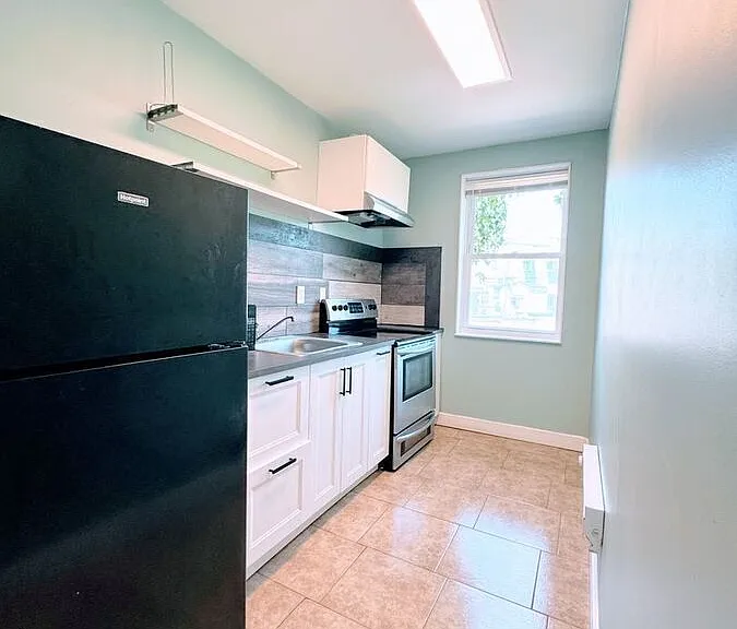 613 W Courtland St #2 — Photo 14