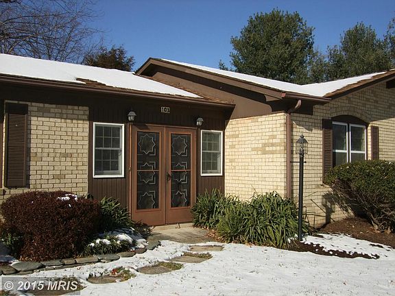3rd image of 103 Mimosa Dr