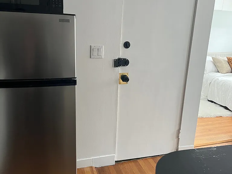 84 W Cedar St #5 — Photo 17