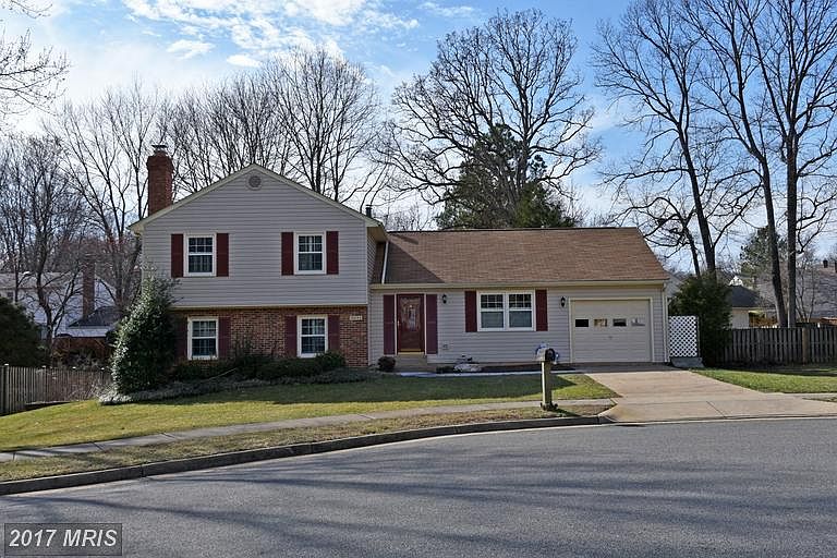 1st image of 10033 Wheatfield Ct