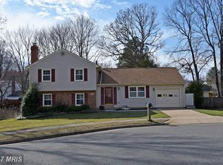 10033 Wheatfield Ct, Fairfax, VA 22032