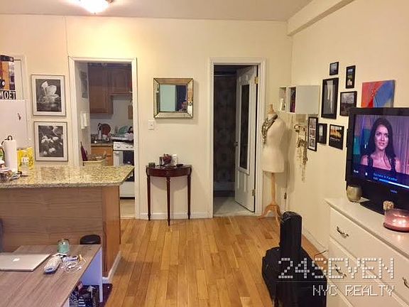 3rd image of 205 W 88th St APT 3H