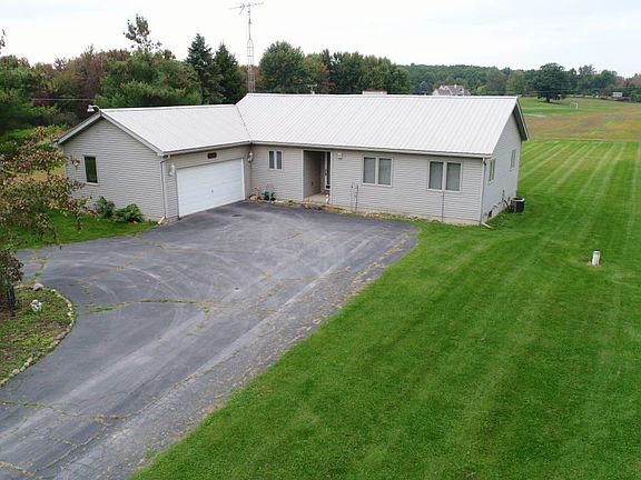 4th image of 4198 McDowell Rd