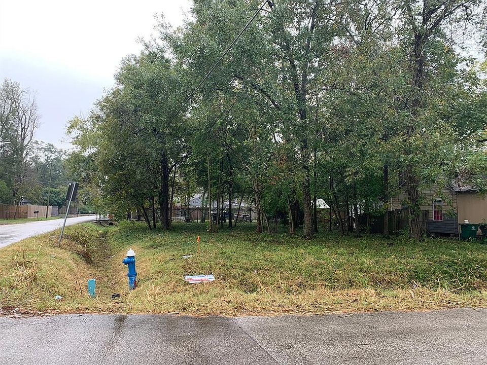 2nd image of 4622 Plaag St