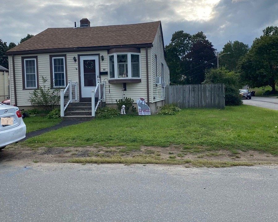 1st image of 32 Brookside Ave