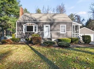 112 Brook St, Franklin, MA 02038