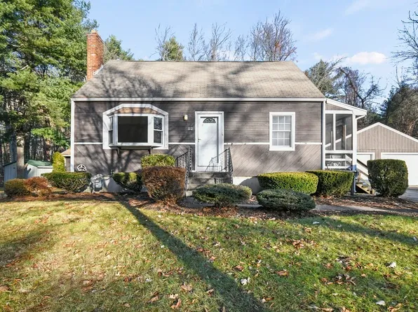 112 Brook St, Franklin, MA 02038