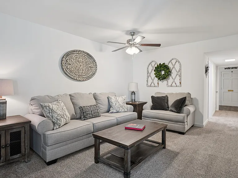 The Arbors Apartments — Photo 49