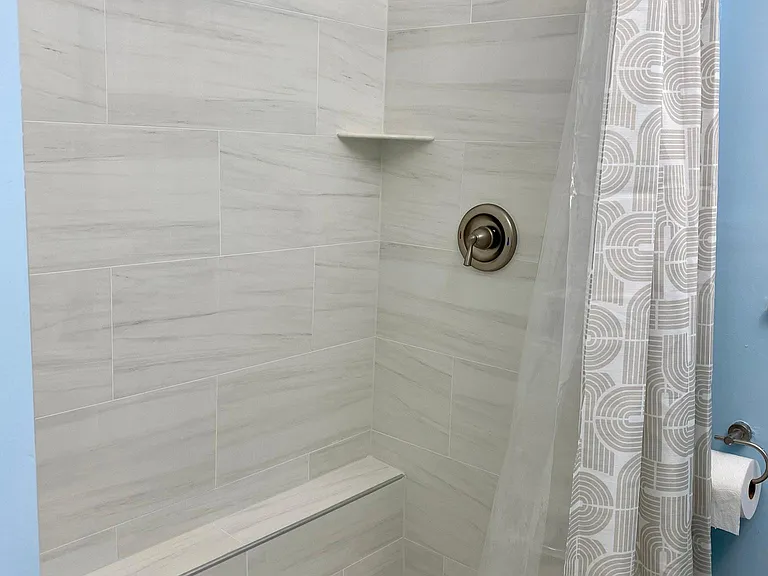 305 S Lakewood Dr — Photo 8