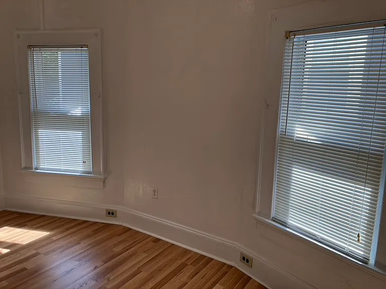 807 Grandview St — Photo 23