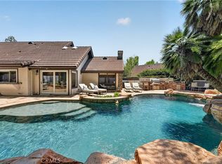 1812 Overview Cir, Santa Ana, CA 92705