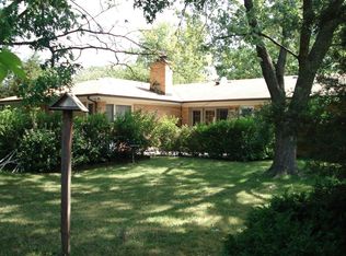 2240 Woodview Ln, Park Ridge, IL 60068