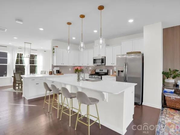 12210 Ardrey Park Dr, Charlotte, NC 28277