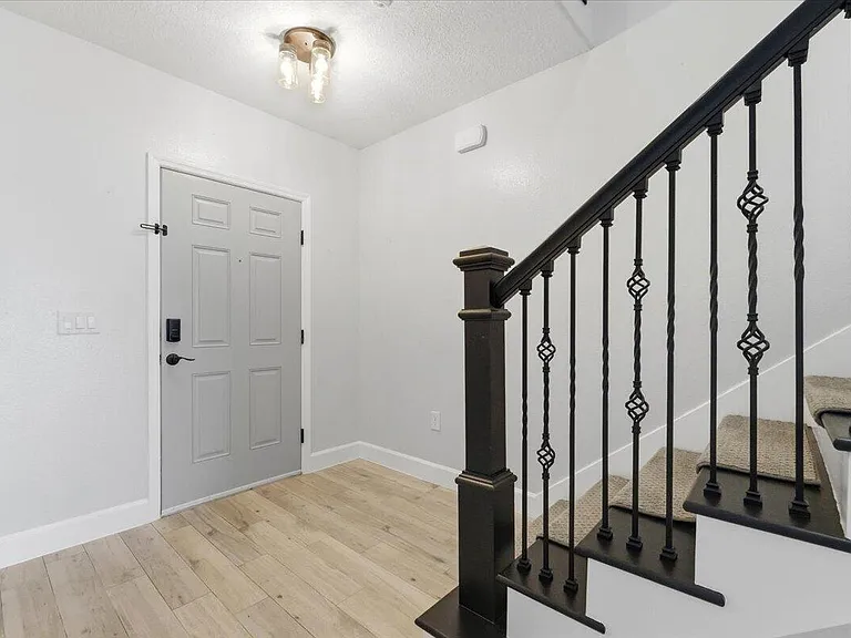 9012 Orange Blossom Loop — Photo 17