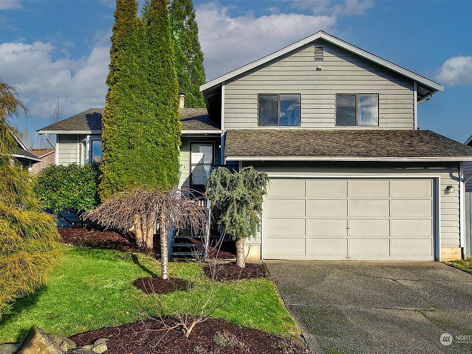 1st image of 2929 211th St SW