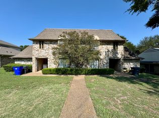909 Briar Dr, Waco, TX 76710