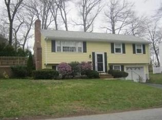 29 Baker St, Westwood, MA 02090