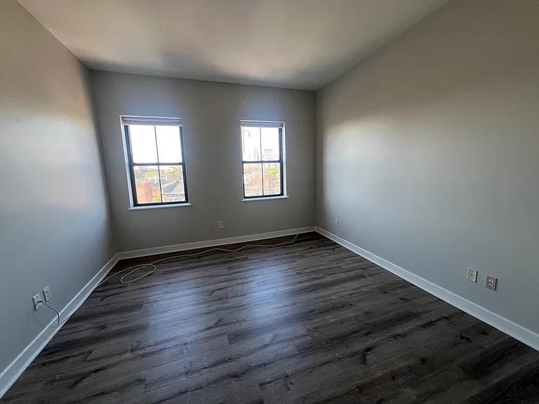 Deacon Court - 1661 Washington Street — Photo 170