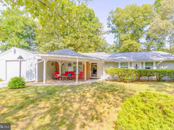 4800 Orleans Ct, Waldorf, MD 20601