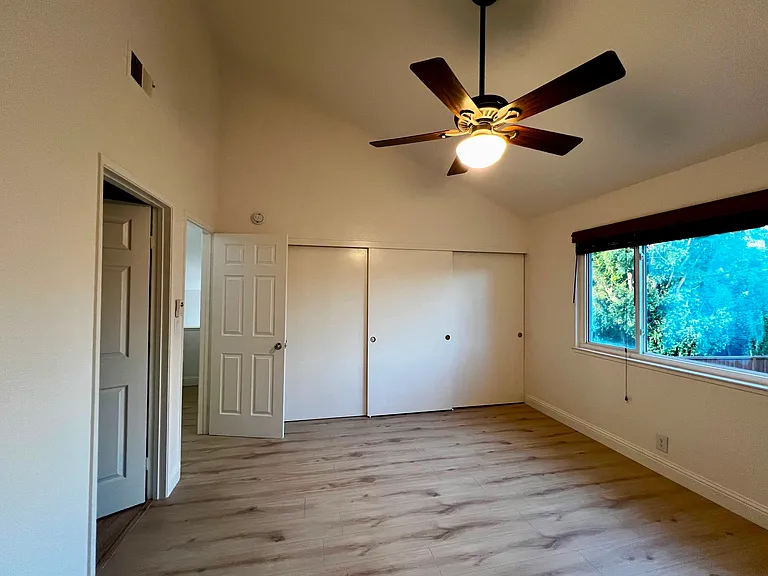 37840 Essanay Pl — Photo 12